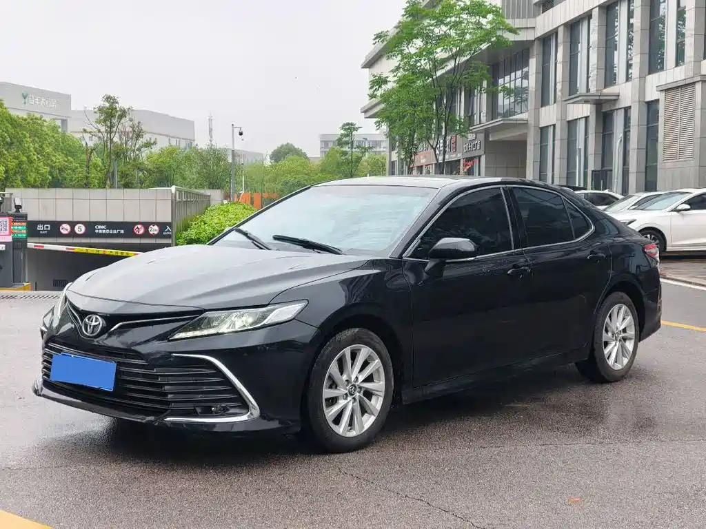 Toyota Camry 2023