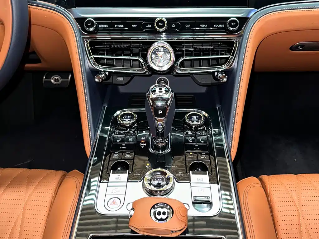 Bentley Flying Spur — миниатюра 11