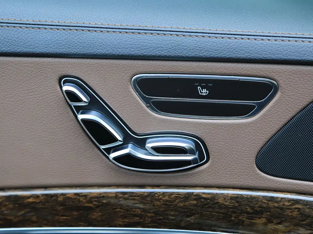 Mercedes-Benz S-Class — миниатюра 13