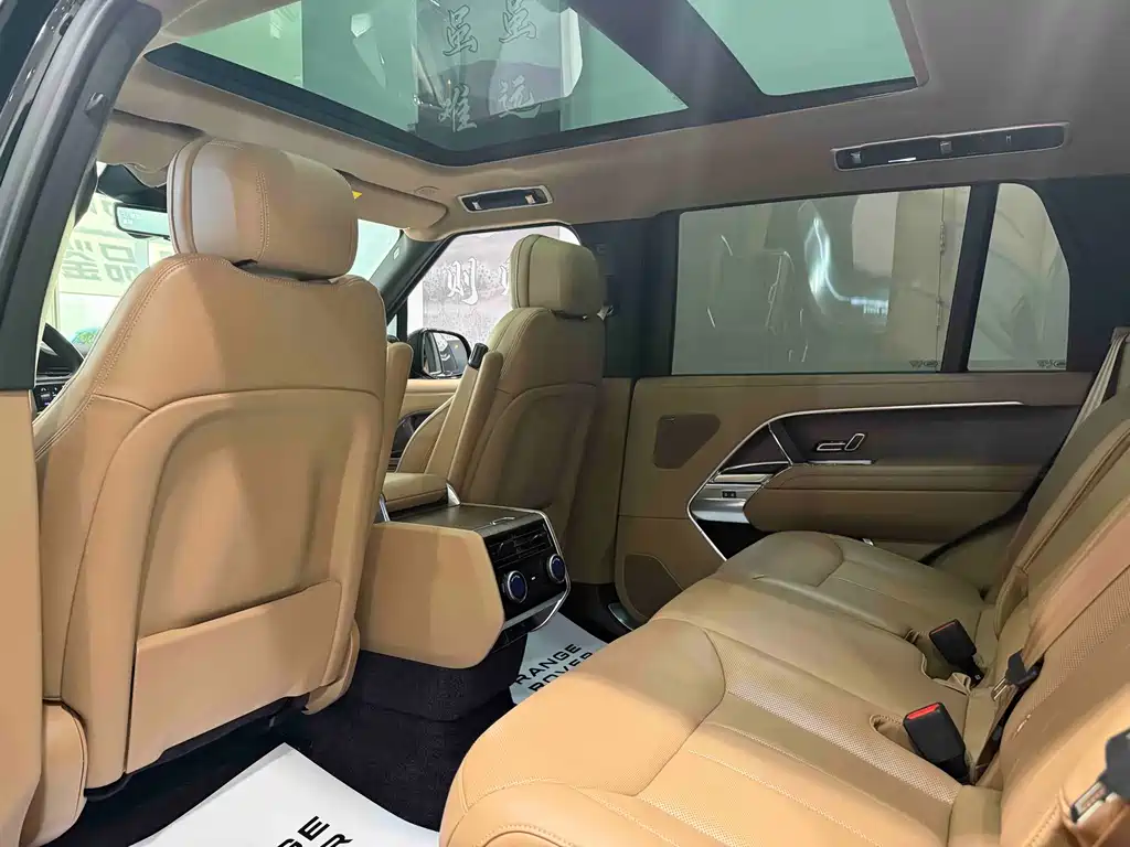 Land Rover Range Rover — миниатюра 16