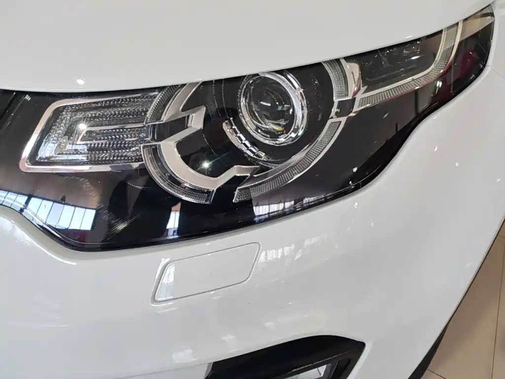 Land Rover Discovery Sport — миниатюра 24