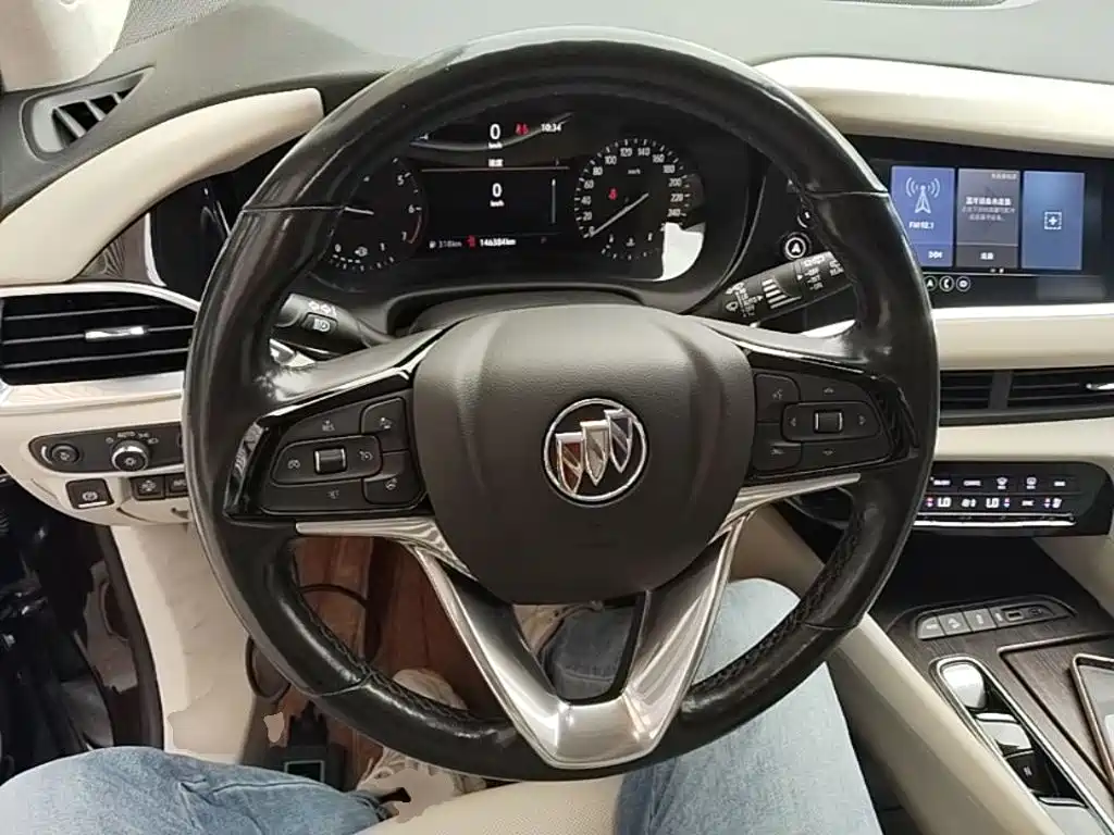 Buick Enclave — миниатюра 11