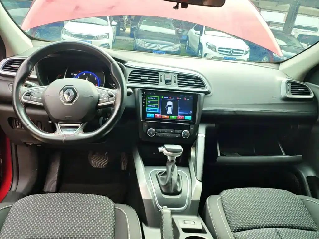 Renault Kadjar — миниатюра 10