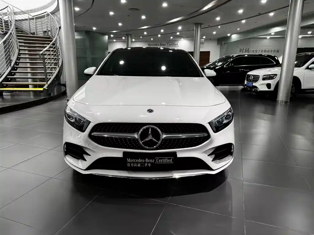 Mercedes-Benz A-Class — миниатюра 8