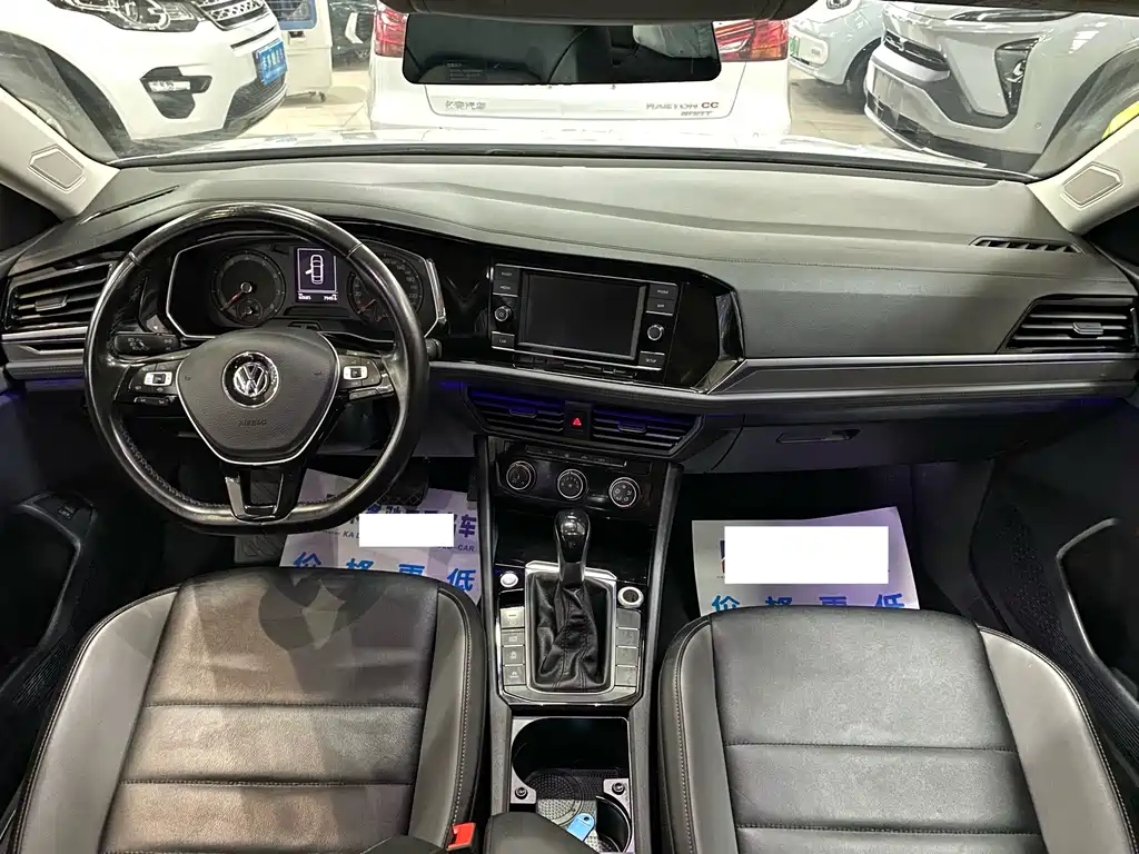 Volkswagen Sagitar — миниатюра 4