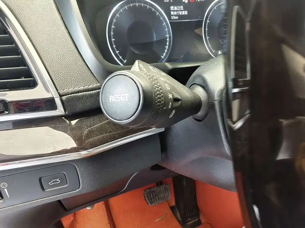 Volvo XC90 — миниатюра 8