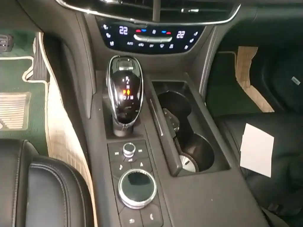 Cadillac CT6 — миниатюра 14