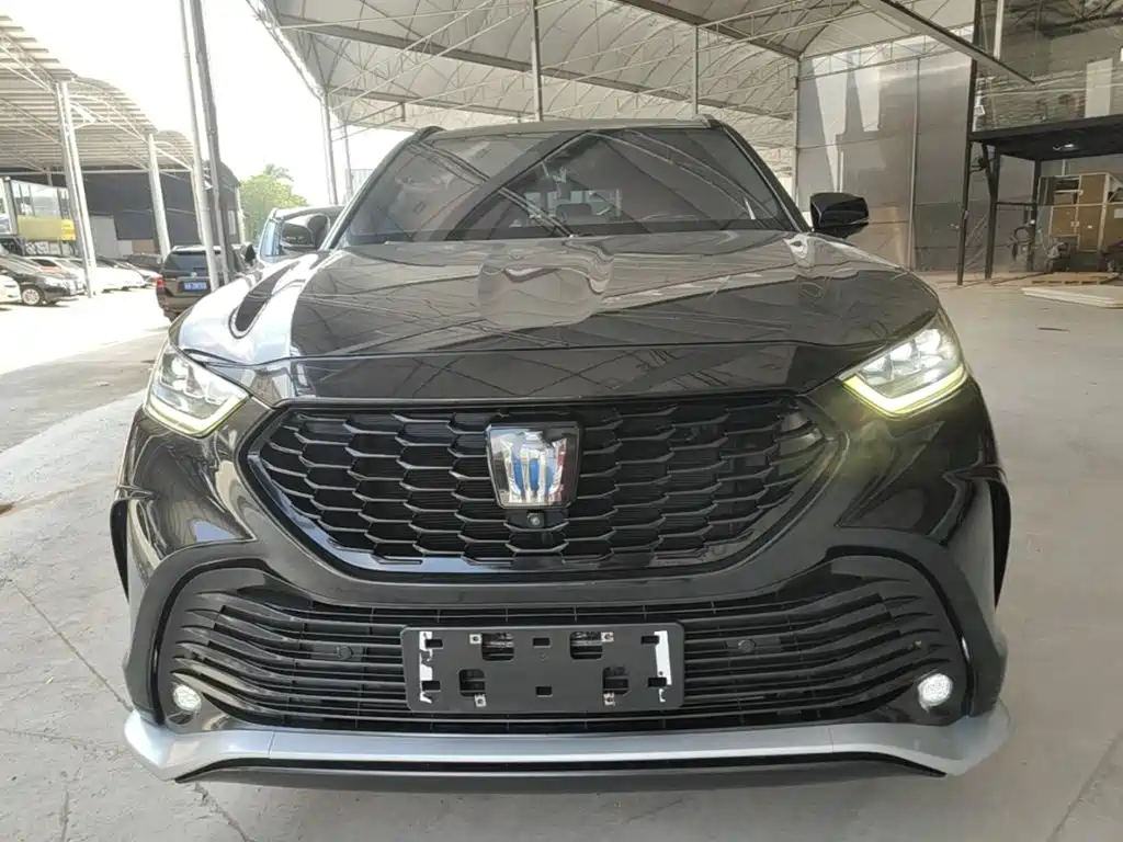 Toyota Crown Kluger — миниатюра 3
