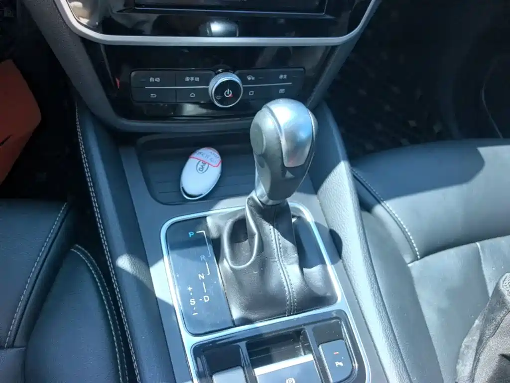 BYD MAX — миниатюра 14