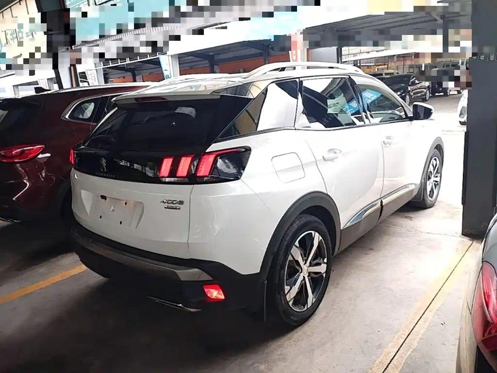 Peugeot 4008 — миниатюра 7