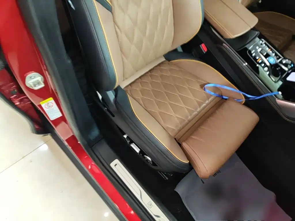 BYD Tang New Energy — миниатюра 25