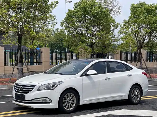 Hyundai MISTRA