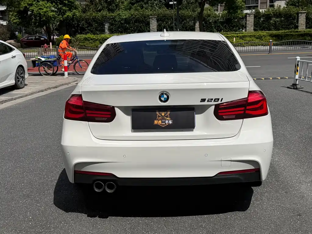 BMW 3 Series — миниатюра 5