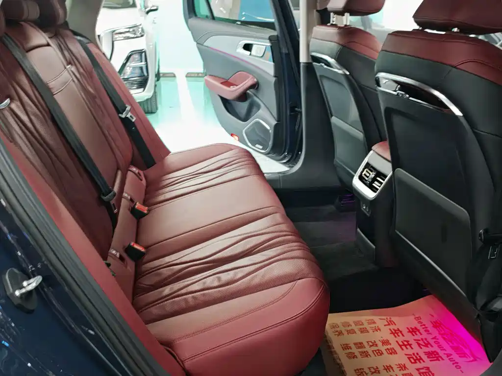 Hongqi Hongqi H5 — миниатюра 9