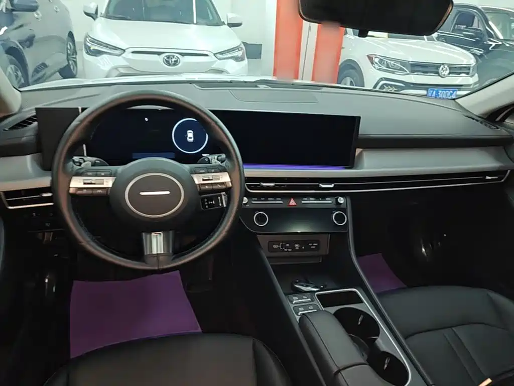 Hyundai Sonata — миниатюра 10