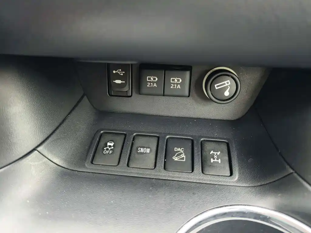 Toyota Highlander — миниатюра 18