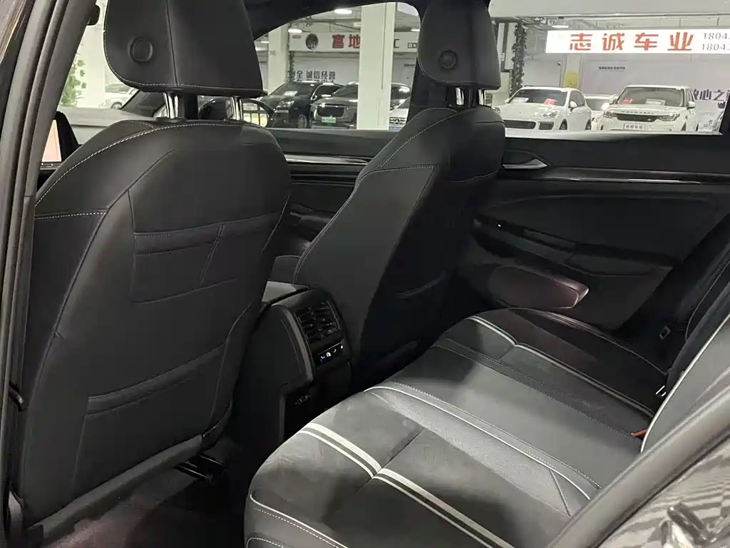 Volkswagen Golf — миниатюра 5