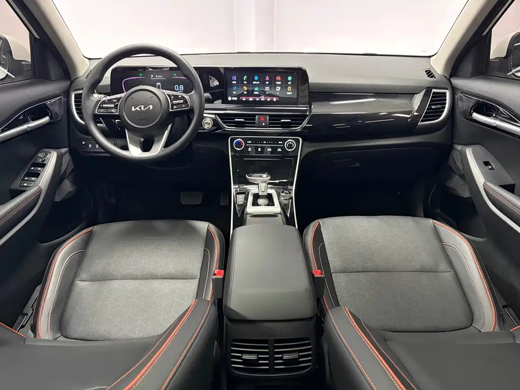 Kia Seltos — миниатюра 11