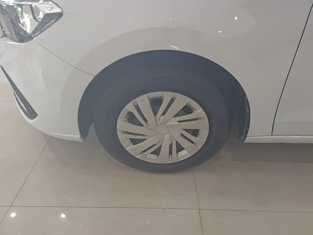 Jetta VA3 — миниатюра 23