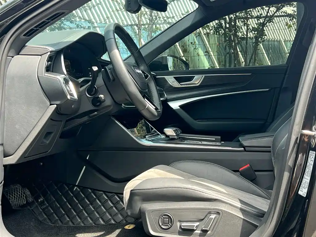 Audi A6L — миниатюра 9