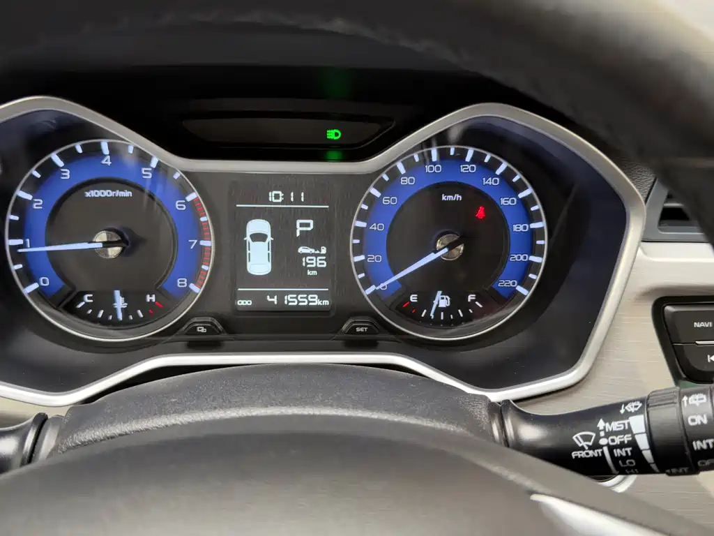 Geely Vision X3 — миниатюра 6
