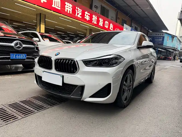 BMW X2