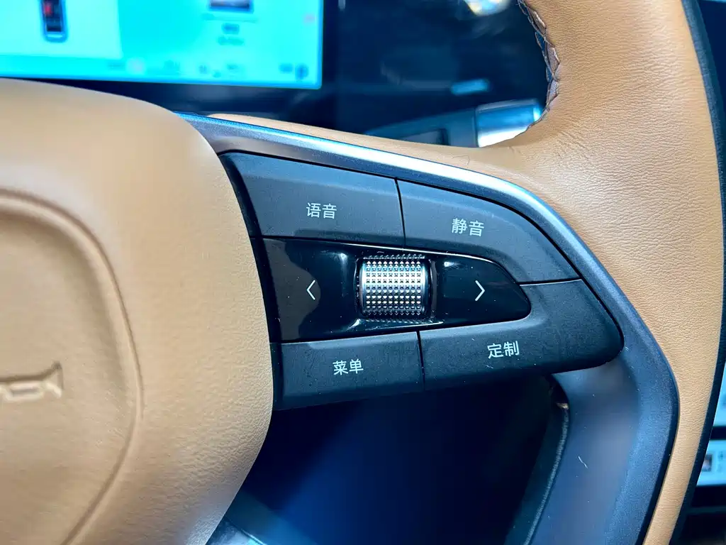 GEELY GALAXY GALAXY L7