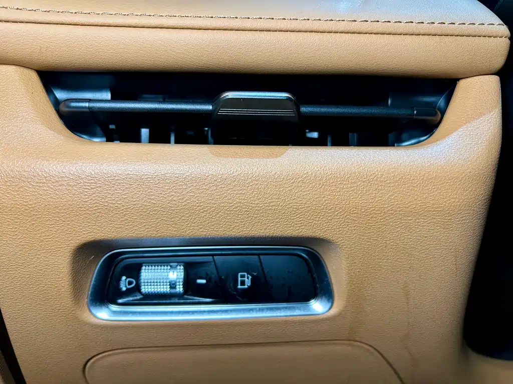 GEELY GALAXY GALAXY L7