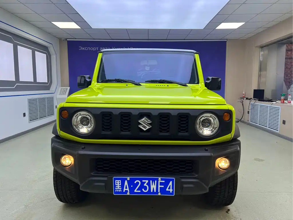 Suzuki Jimny 2023