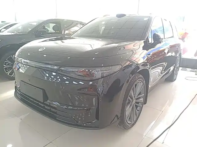 2025 Leapmotor C16