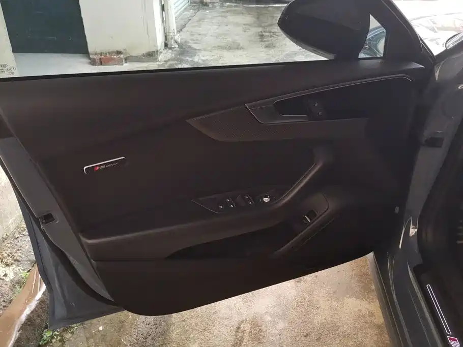 Audi A4L — миниатюра 7