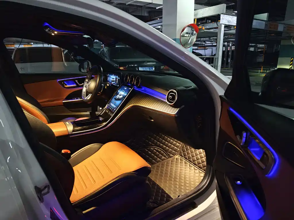 Mercedes-Benz C-Class — миниатюра 10