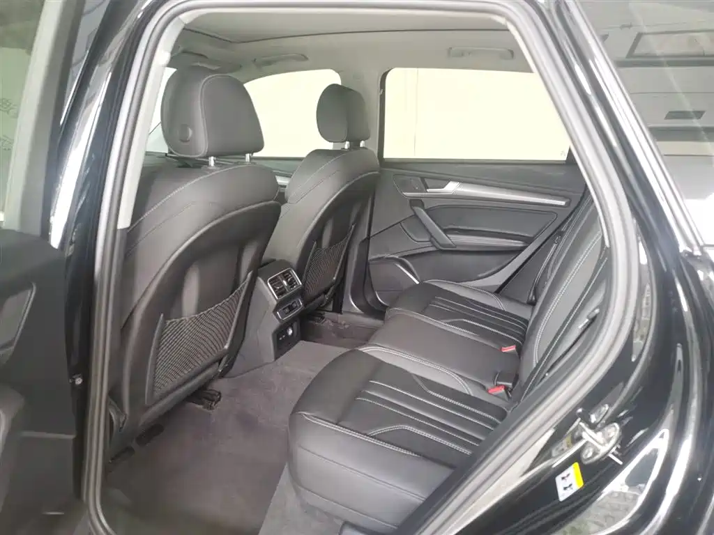 Audi Q5L 2022 40T Luxury
