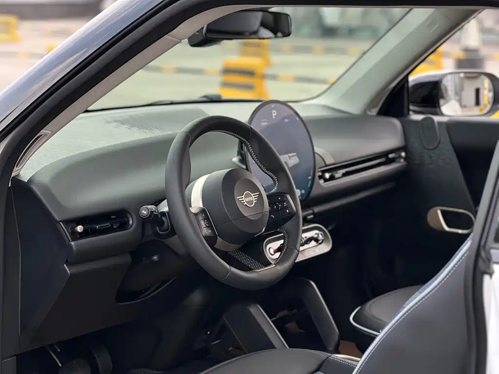 MINI ELECTRIC  COOPER