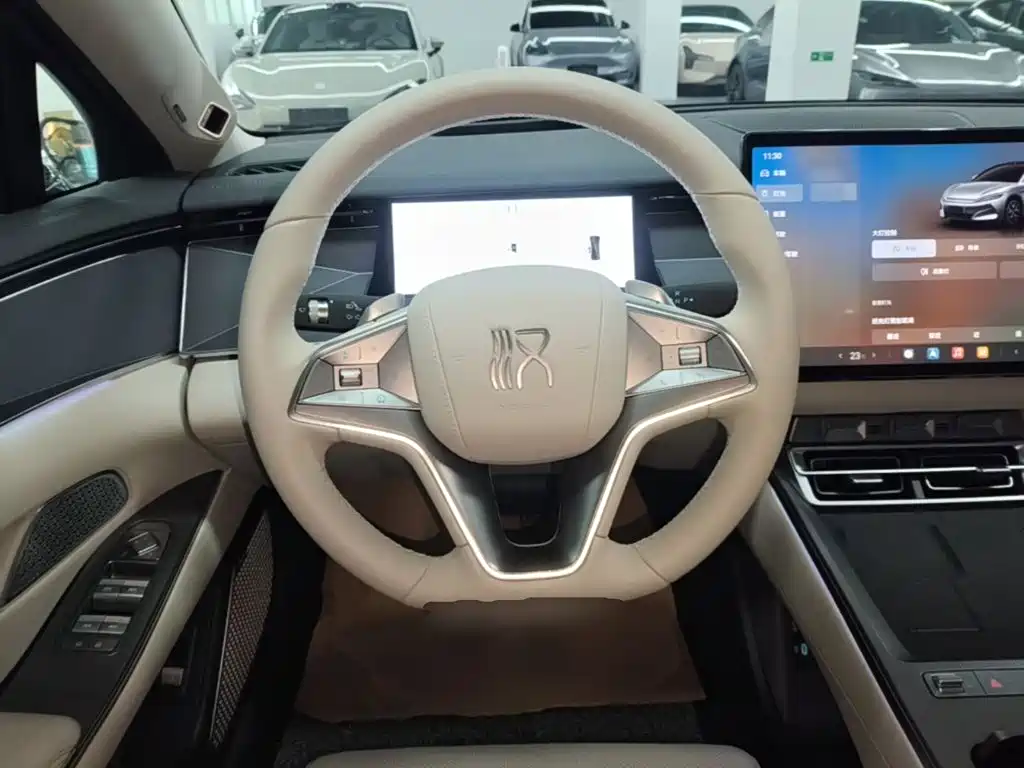 BYD Хань Ли — миниатюра 11
