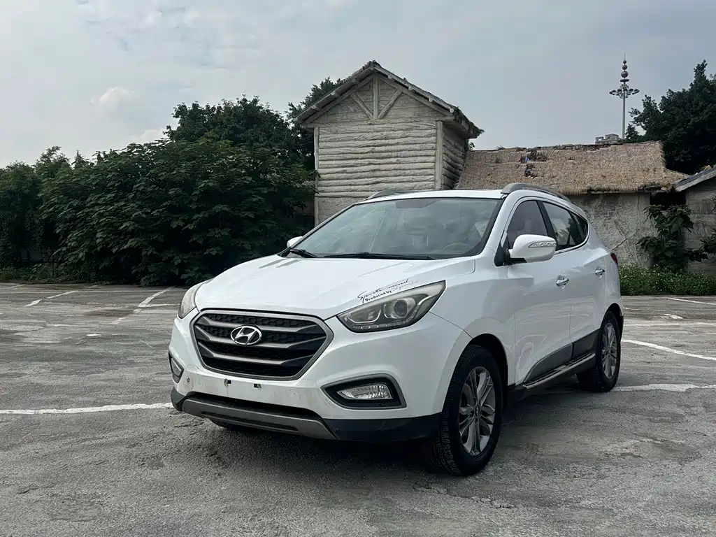 Hyundai BAIC Hyundai ix35 ix35 2013 2.0L AT GLS V