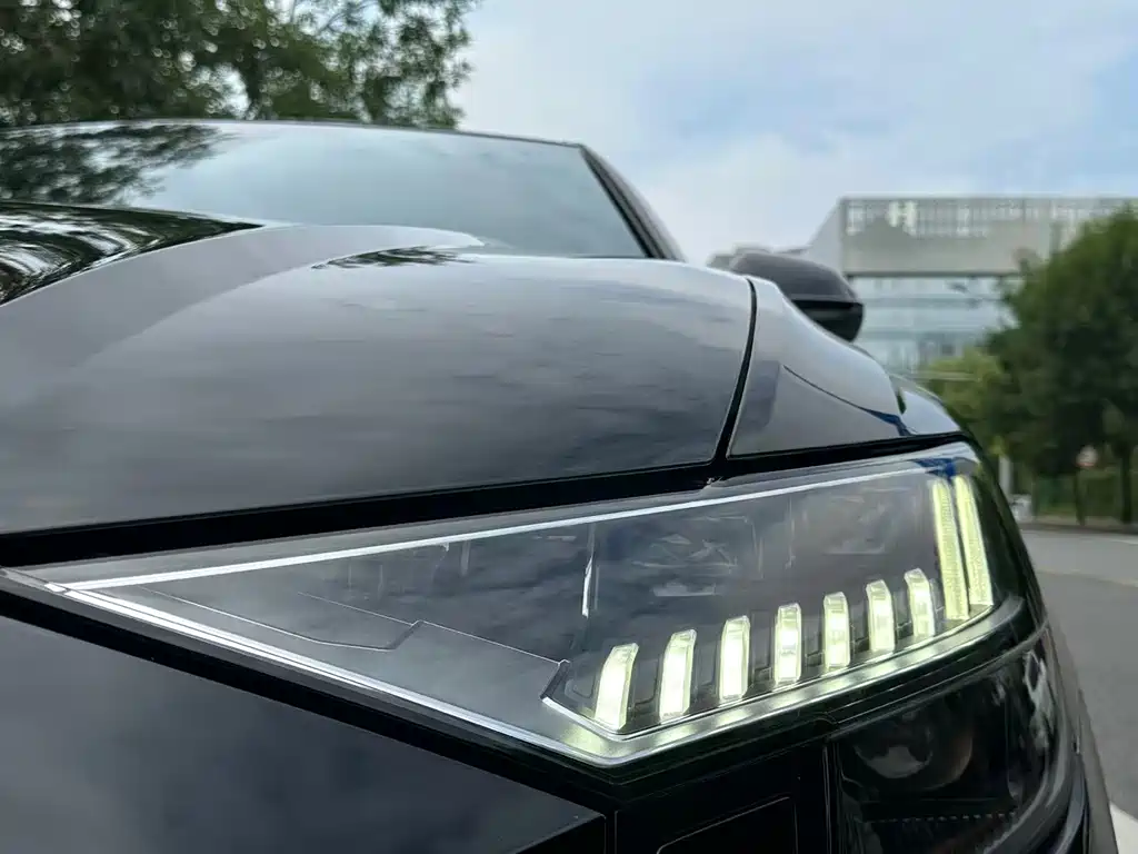 Audi Q8 — миниатюра 3