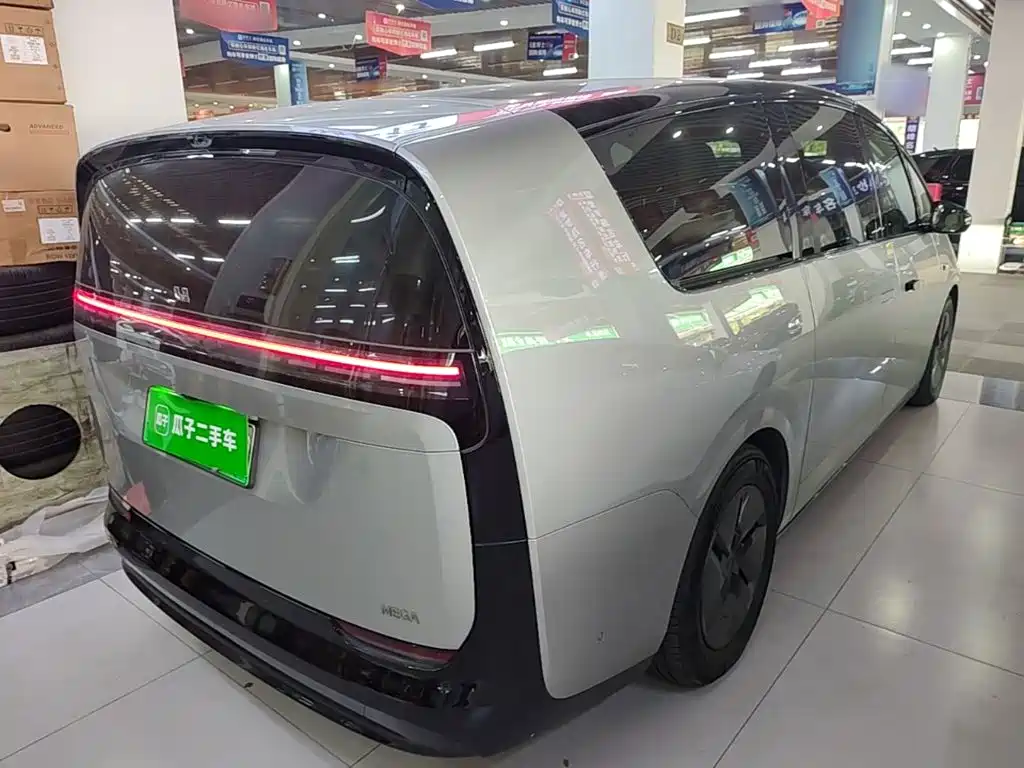 Li Auto Li MEGA — миниатюра 7