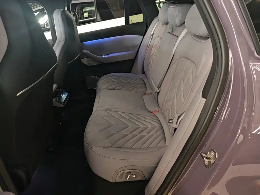 NIO EC6 — миниатюра 17