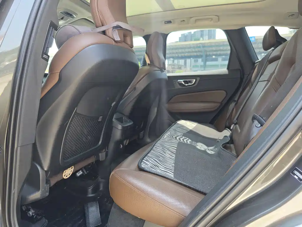 Volvo XC60 2019 T5 VI