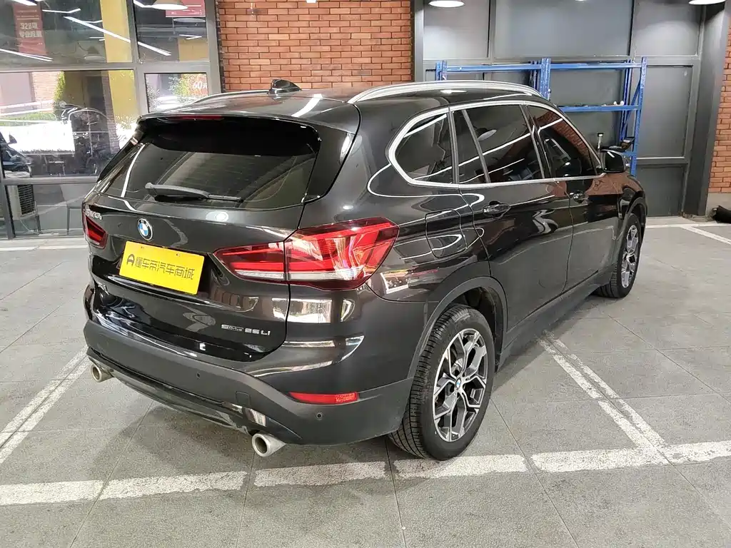 BMW X1 — миниатюра 4