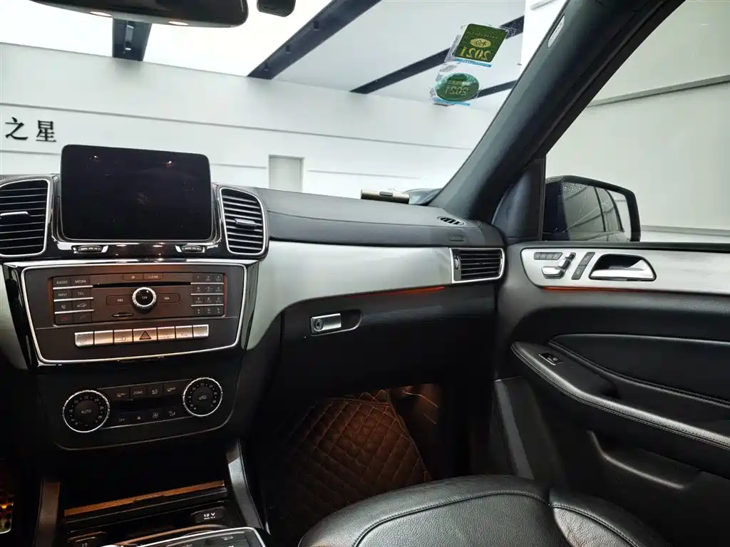 MERCEDES-BENZ GLE AMG