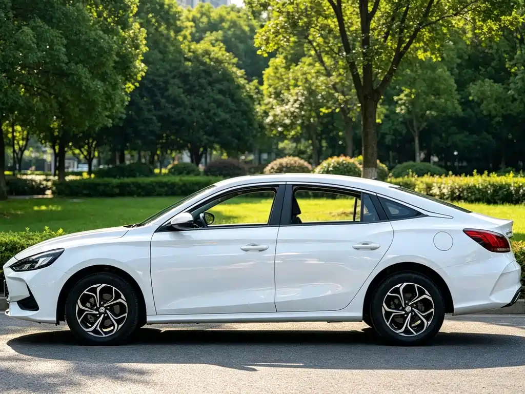 MG MG5 — миниатюра 5