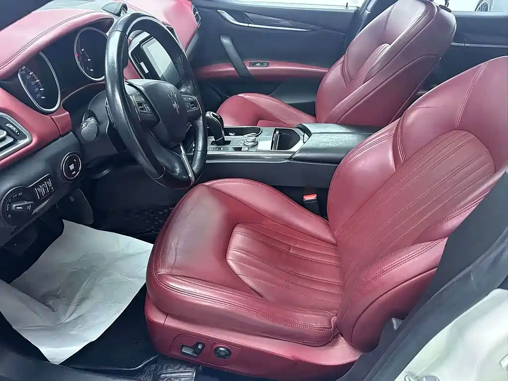 Maserati Ghibli — миниатюра 4