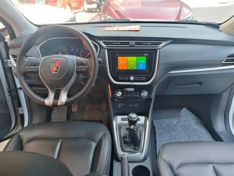 Roewe RX3 — миниатюра 12