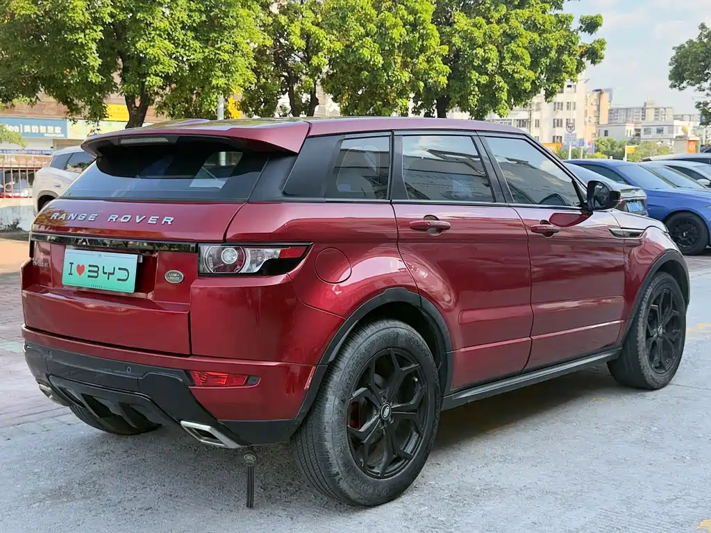 Land Rover Evoque 2.0T 5-door Sharp Dynamic Edition, фото 11
