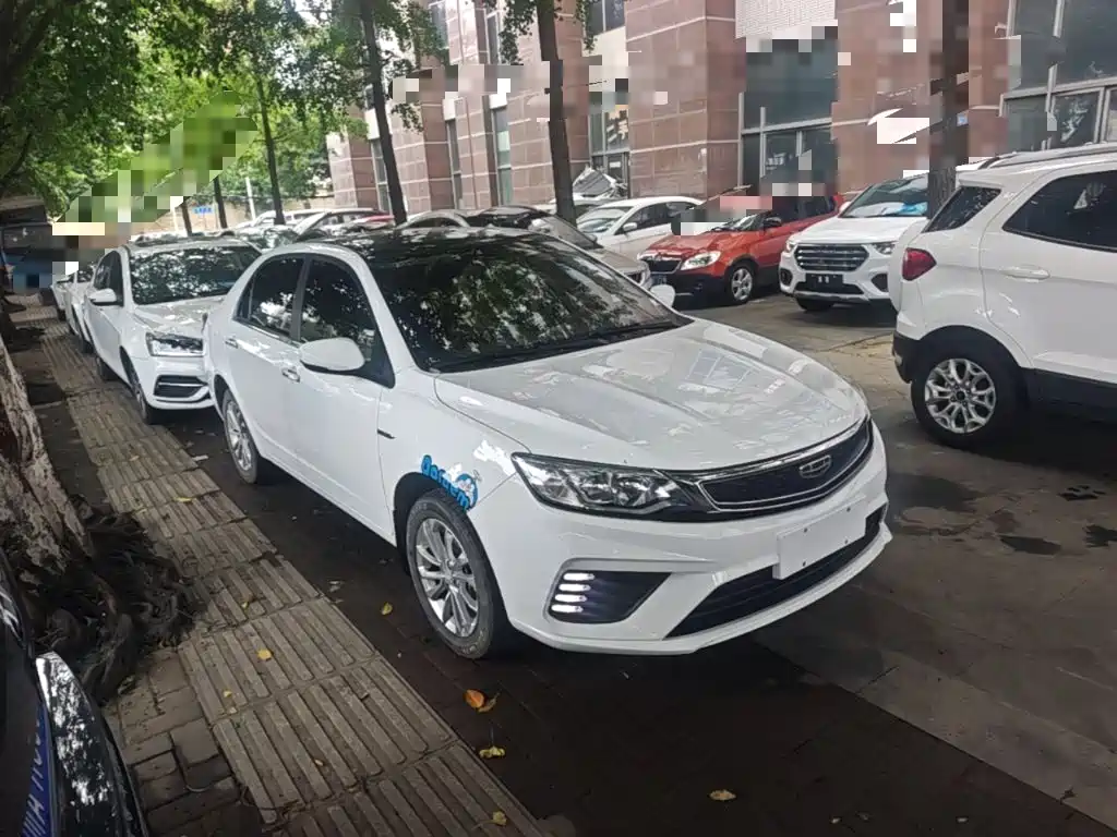 Geely Vision — миниатюра 4