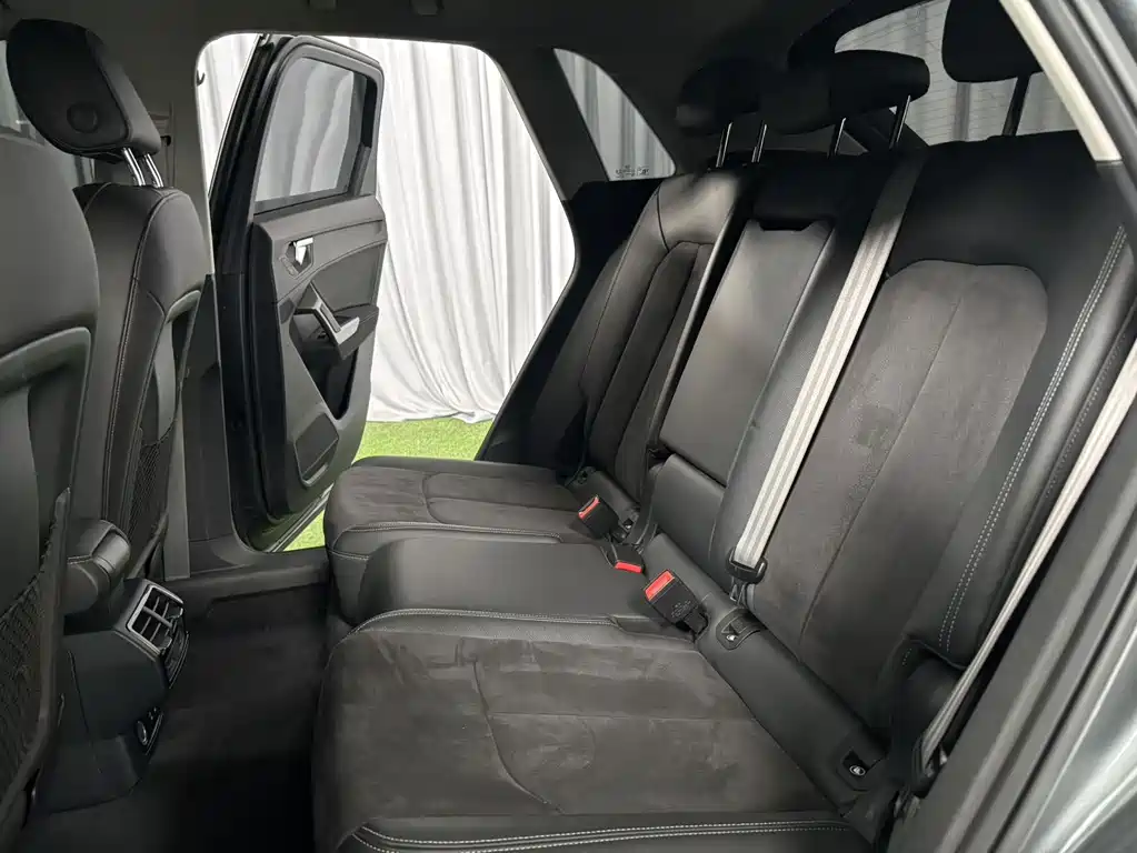 Audi Q3 — миниатюра 10