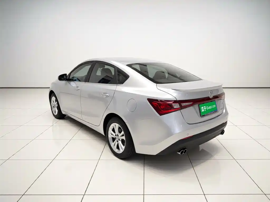MG MG GT — миниатюра 4