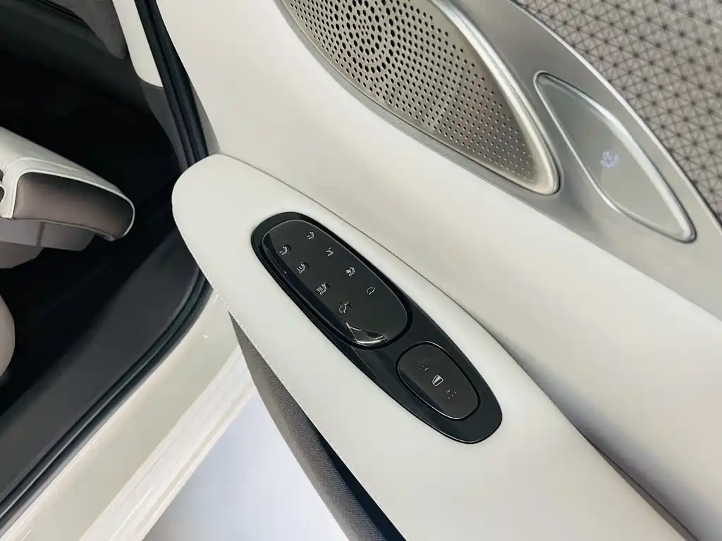 ZHIJI AUTOMOBILE ZHIJI LS7